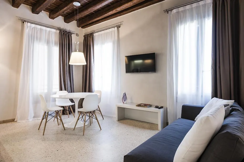 Myplace San Marco Apartments location